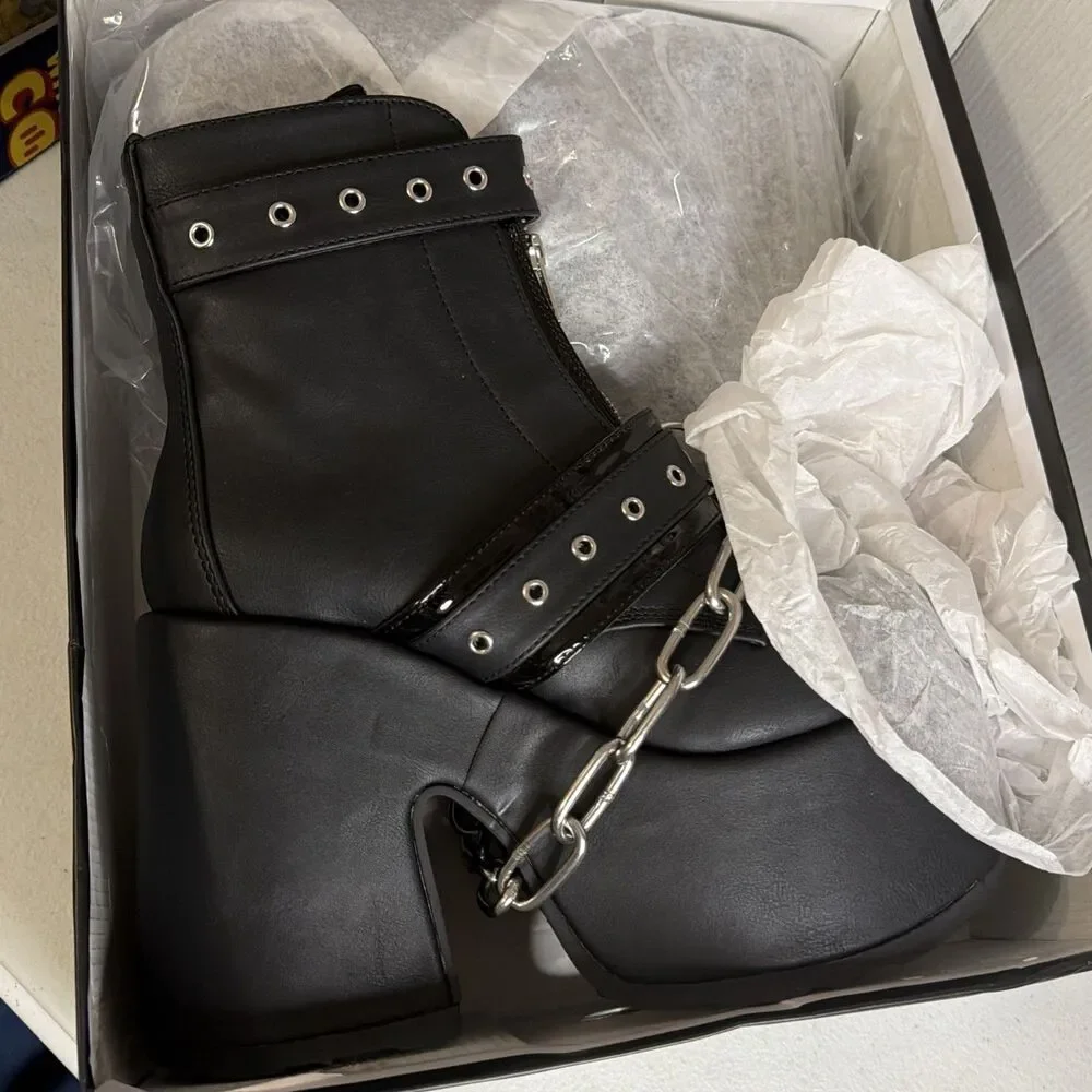 Demonia Cult CAM205 BVL Women’s Size 9 Ankle Platform Boots